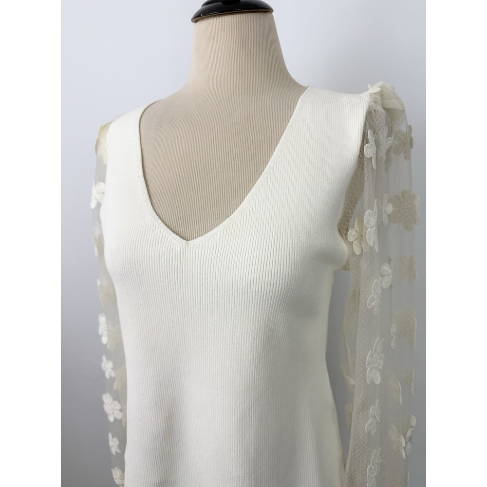 DOLAN Sheer Sleeve Applique SWEATER Top M Anthropologie 3D Cream Feminine Fairy - Picture 8 of 15